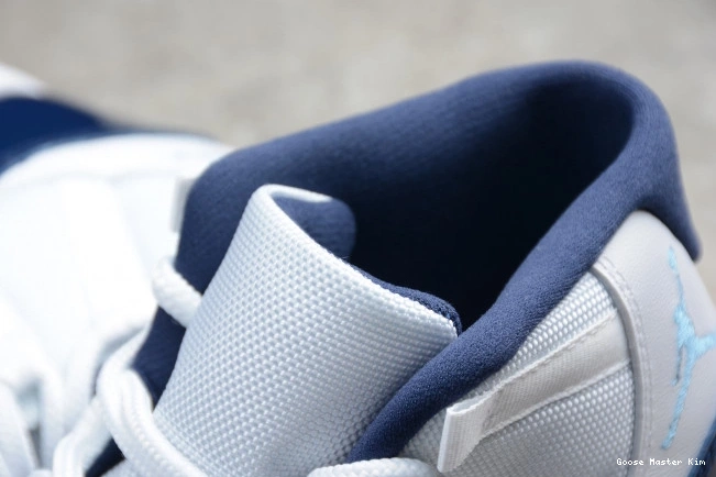 Air 11 378037-123 Retro Midnight Jordan Navy 0711